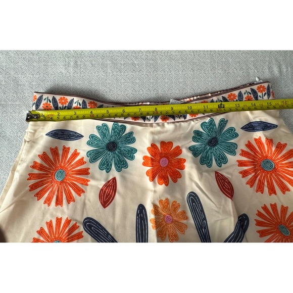 Floral Two Piece Crop Top and Midi Skirt Set Cream Red Large - Picture 7 of 10